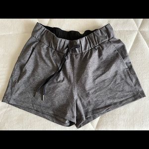 gray lulu lemon shorts on the fly